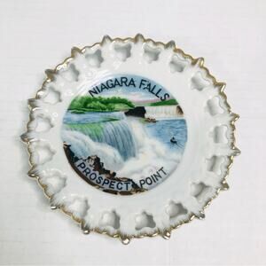 niagara falls porcelain reticulated gold rim edged souvenir wall plate 5”